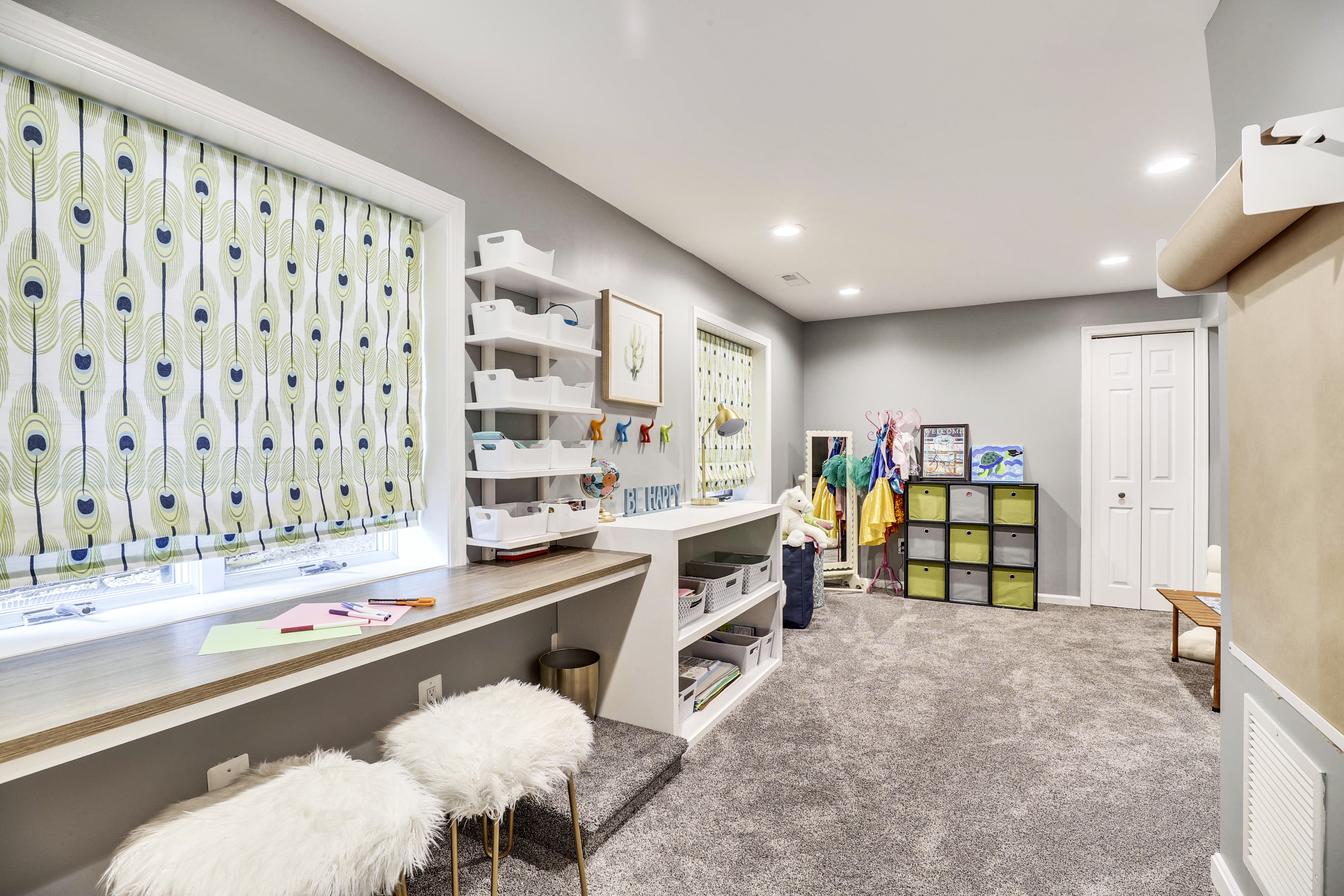 Interior-Recreation Room-12I6877