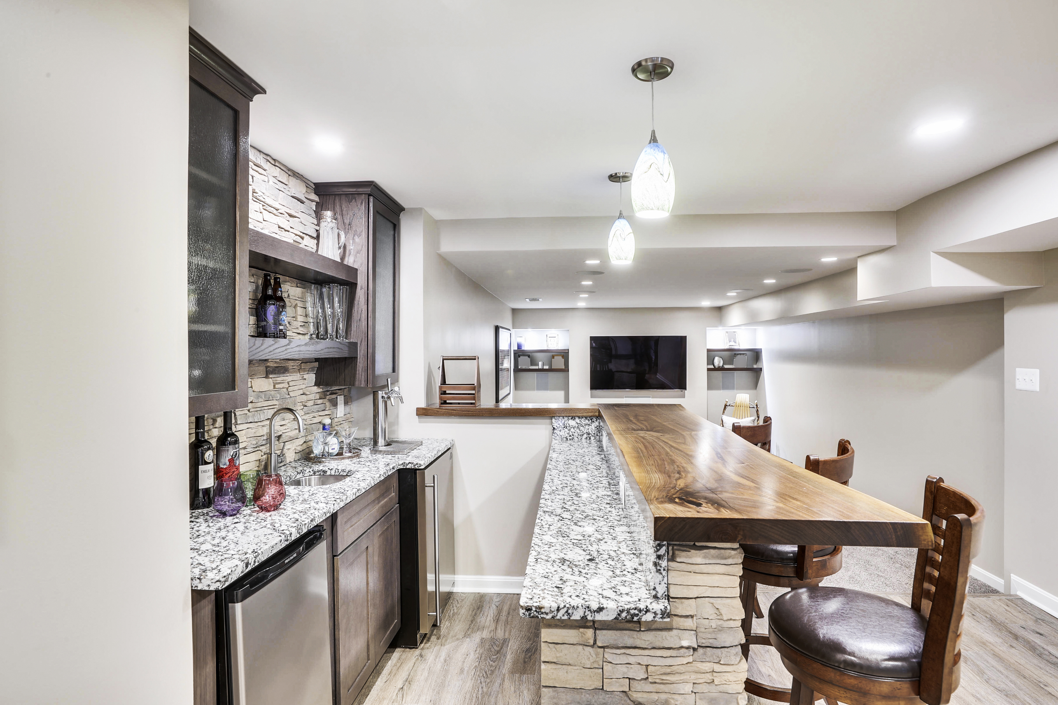 Lower Level-Wet Bar-12I1234