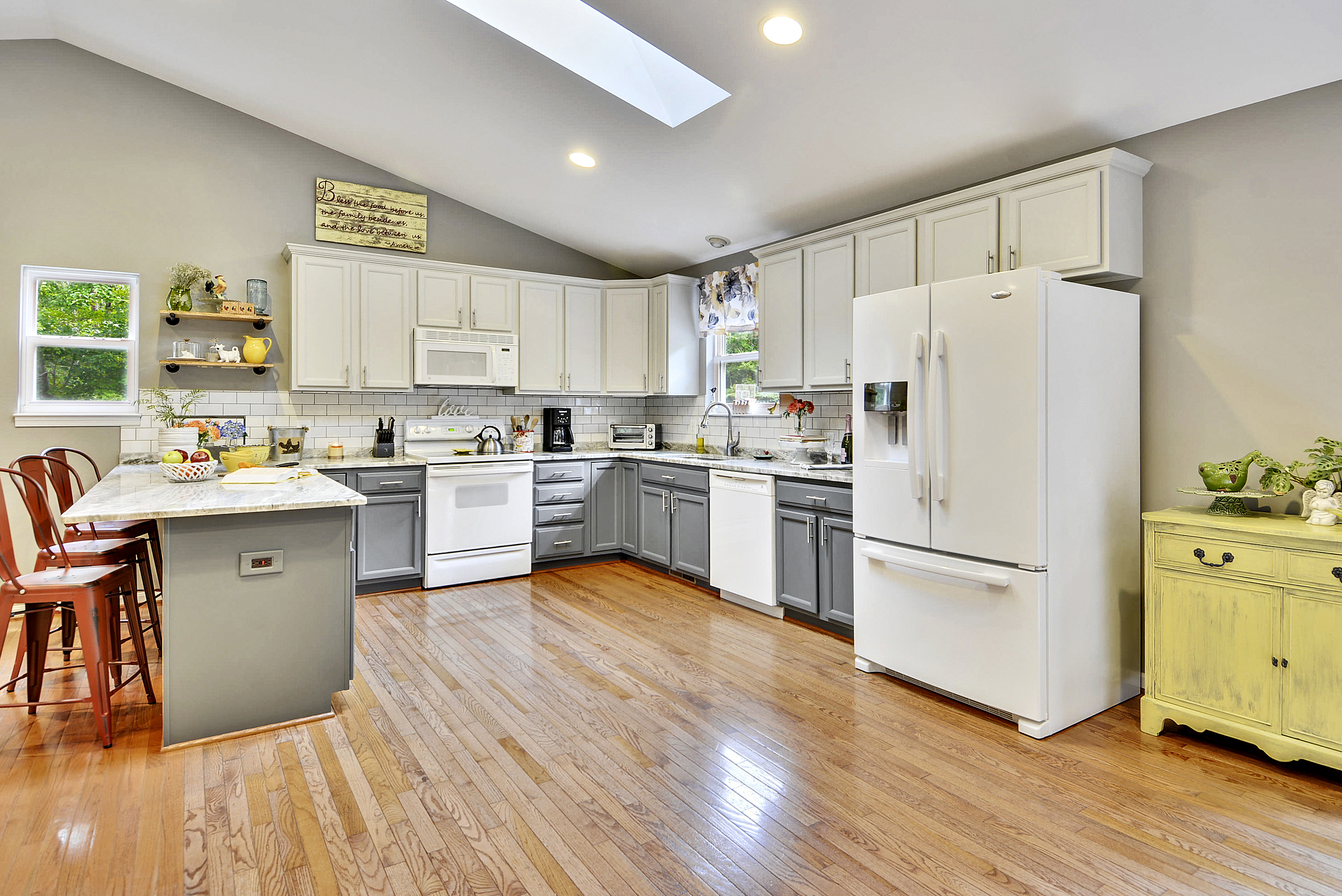 Main Level-Kitchen-DSC3240