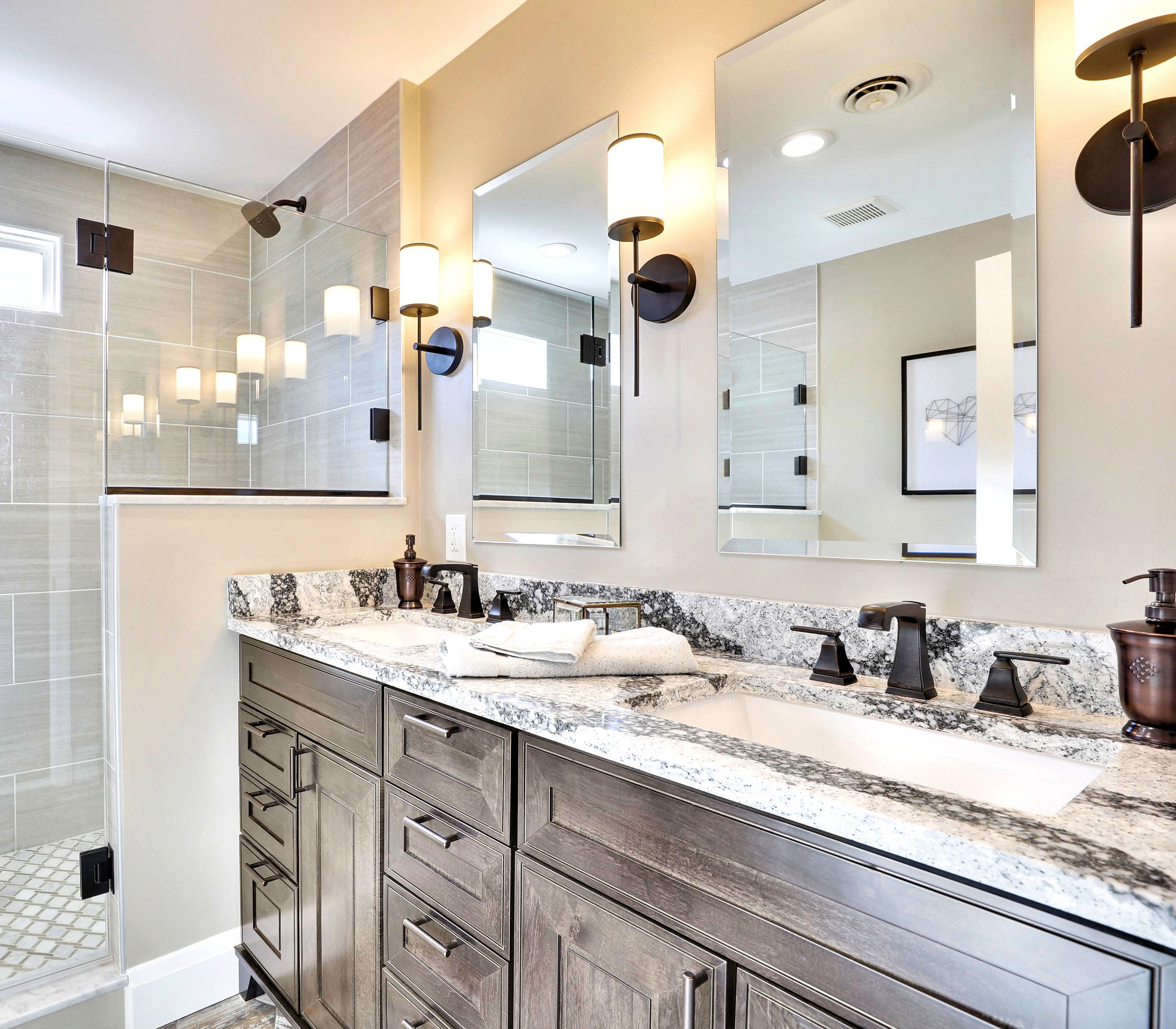 UpdatedMain Level-Bathroom 1 - Vanity-12I2363