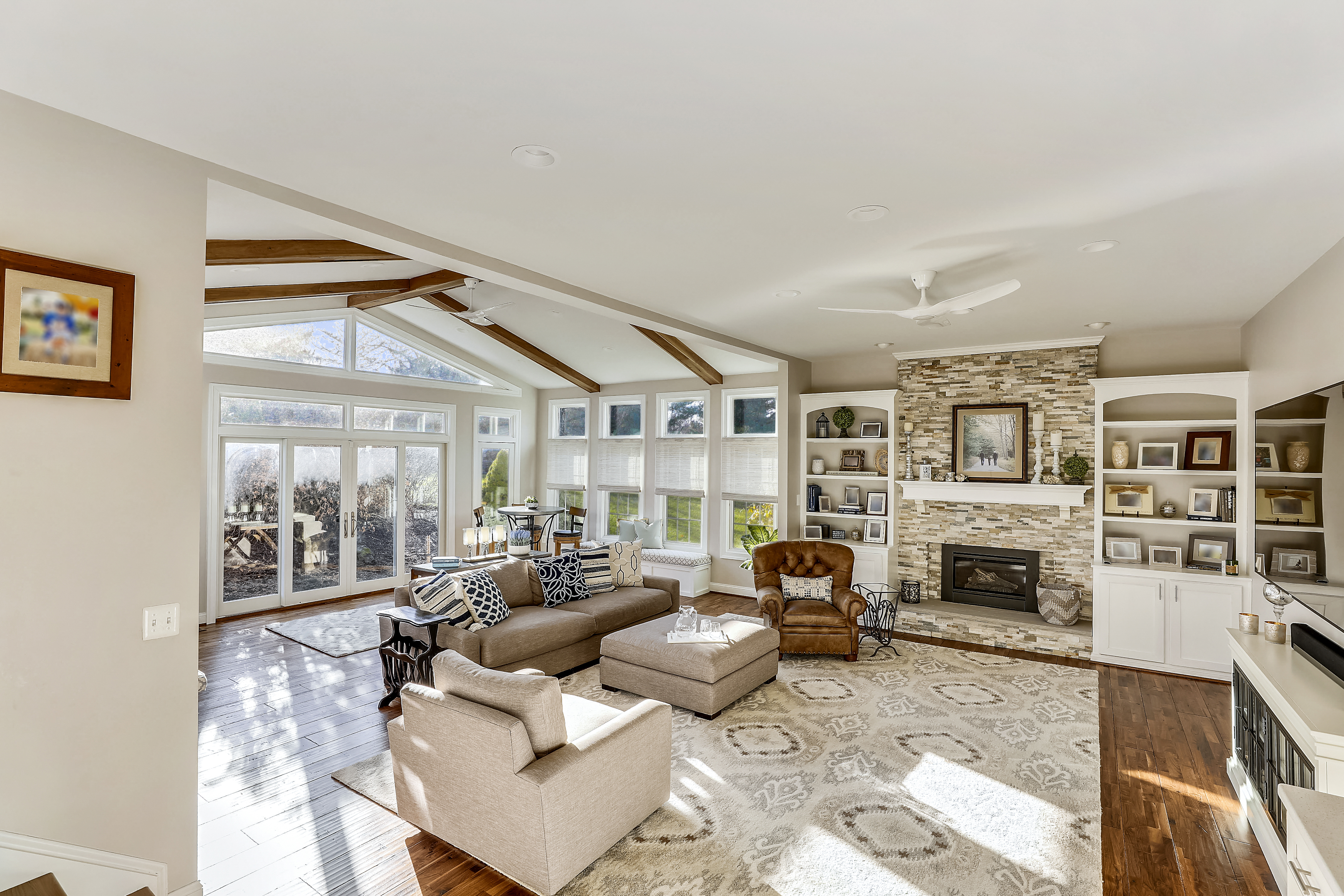 main level-living area-s3a0006