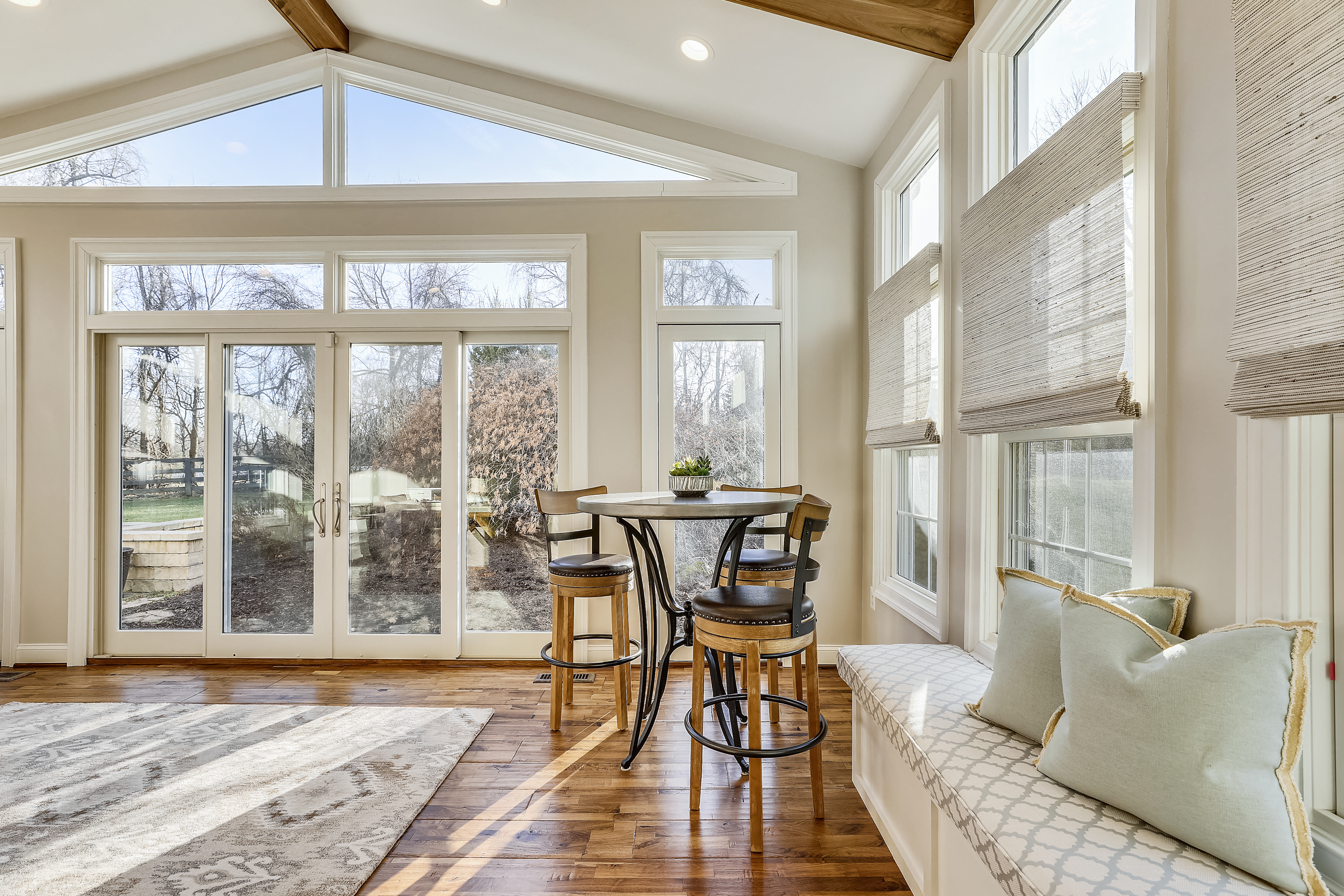 main level-living area-s3a0051