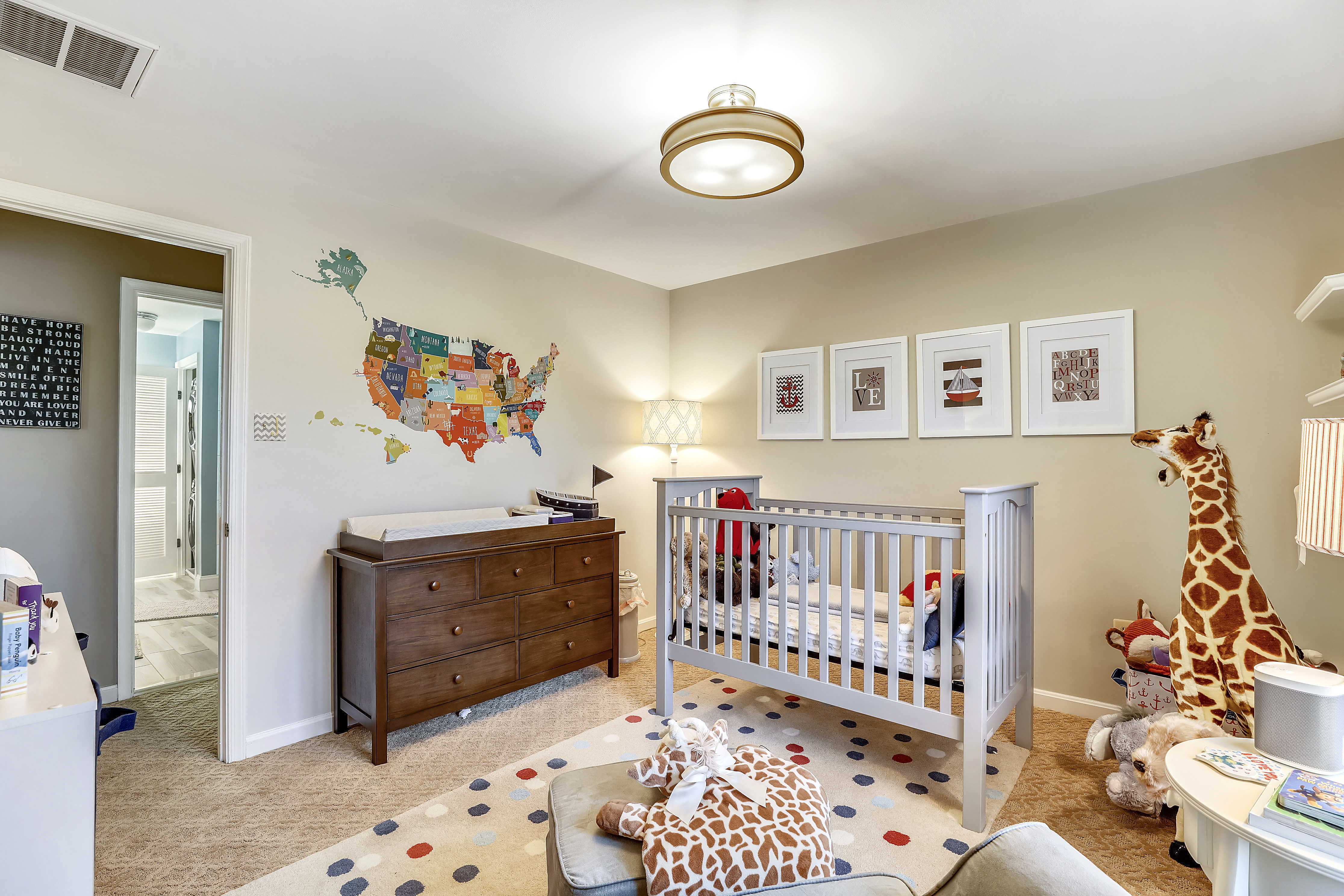 upper level-bedroom-s3a0071