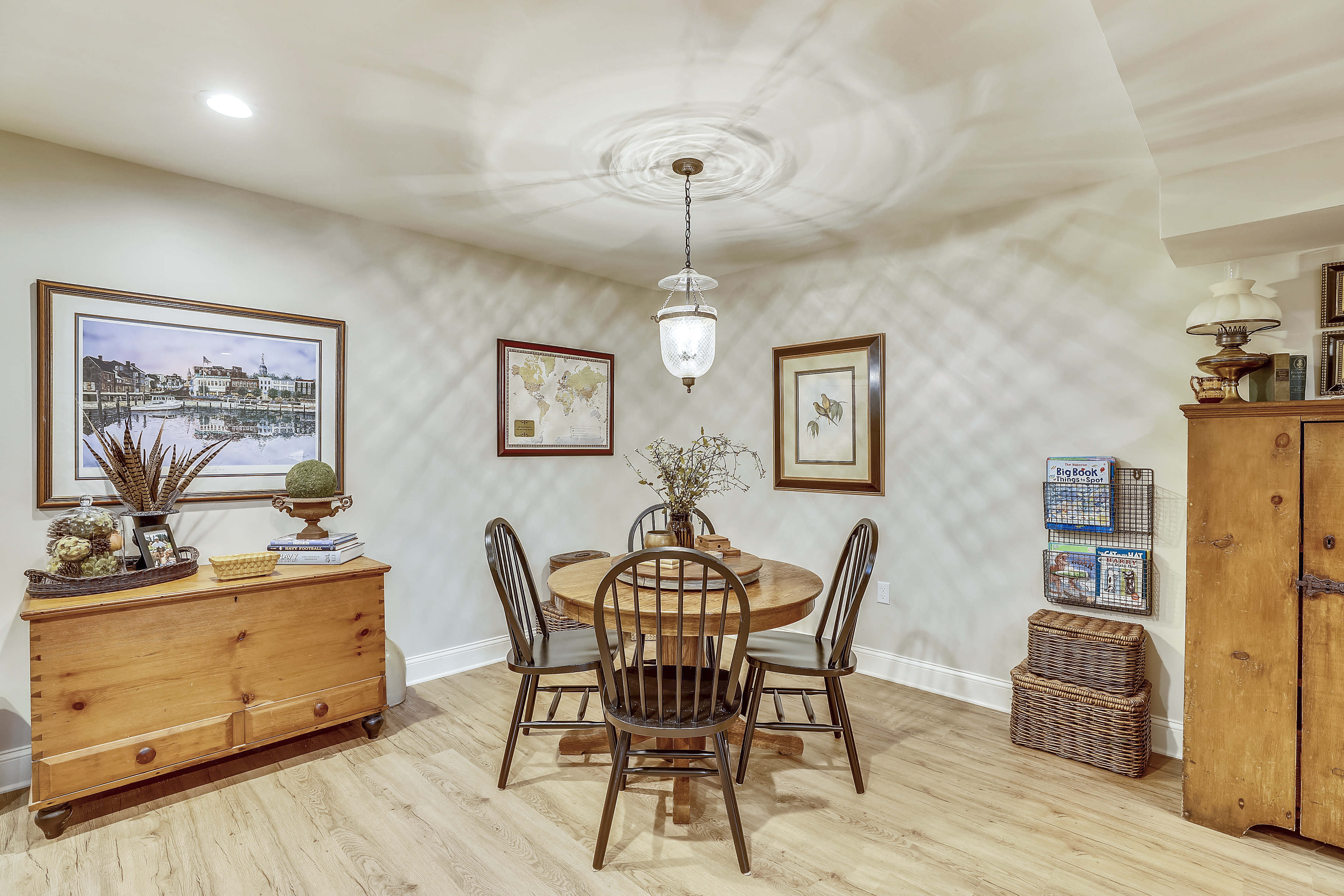 Lower Level-Recreation Room-S3A0131